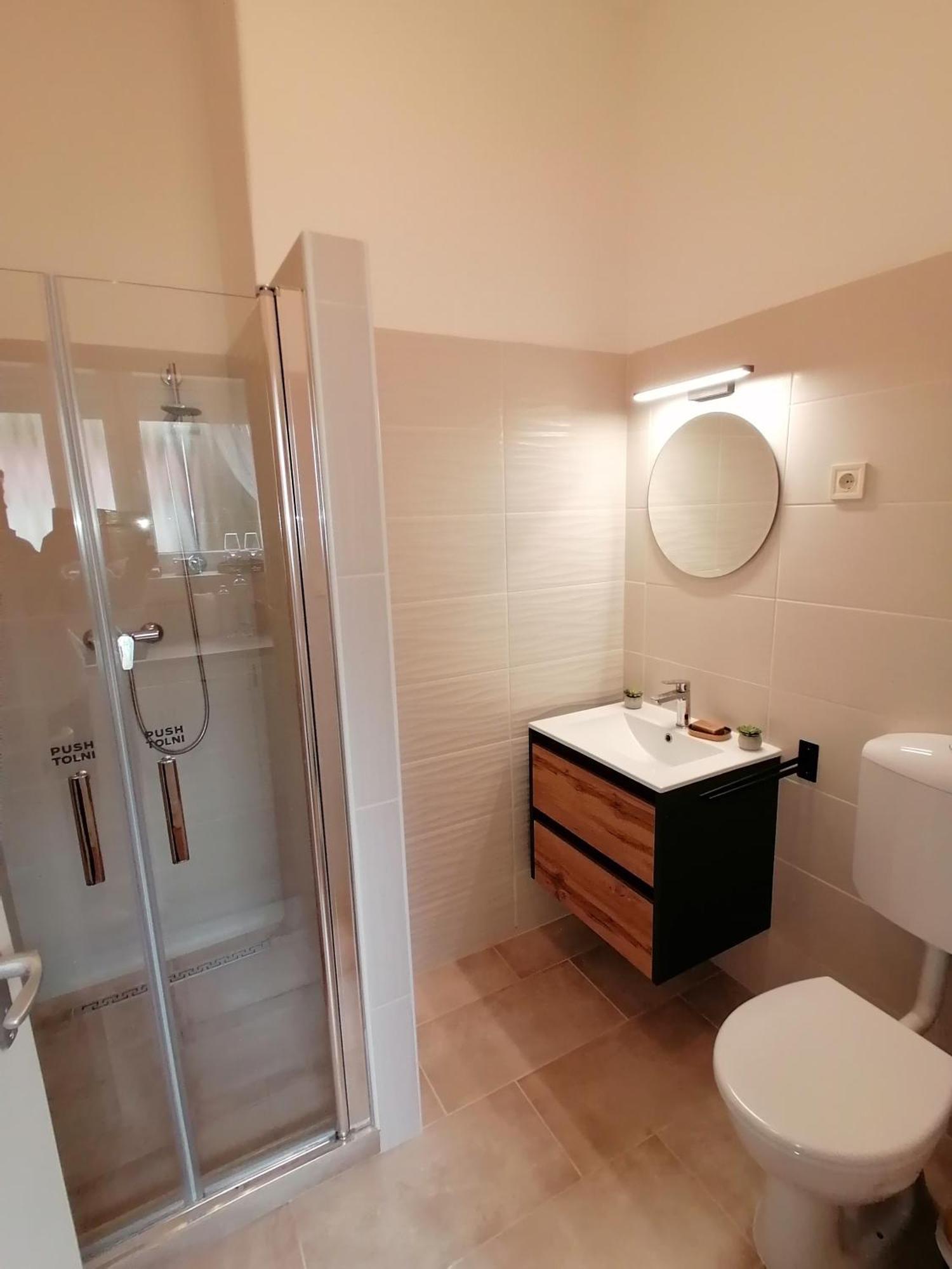 Mohacs Korona Apartman Exterior photo
