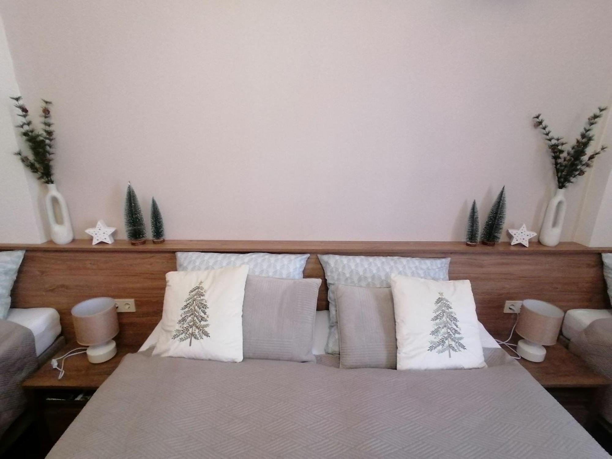 Mohacs Korona Apartman Exterior photo